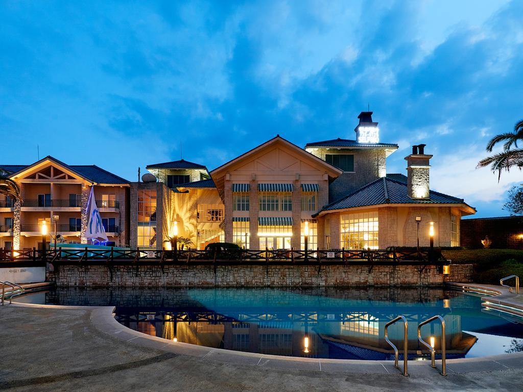The Suites Hotel Jeju Seogwipo Esterno foto