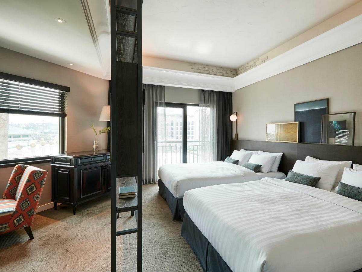 The Suites Hotel Jeju Seogwipo Esterno foto